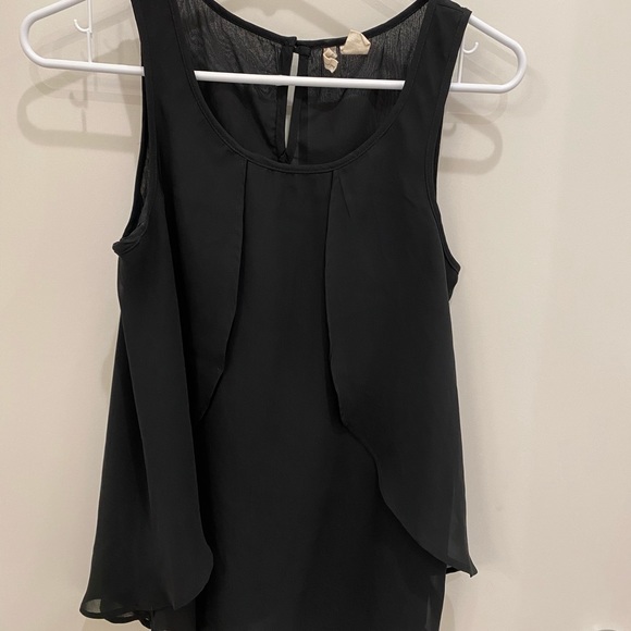 Women’s clothing - Picture 6 of 8